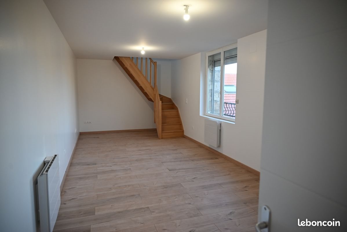 Appartement à louer, 44m², Fismes