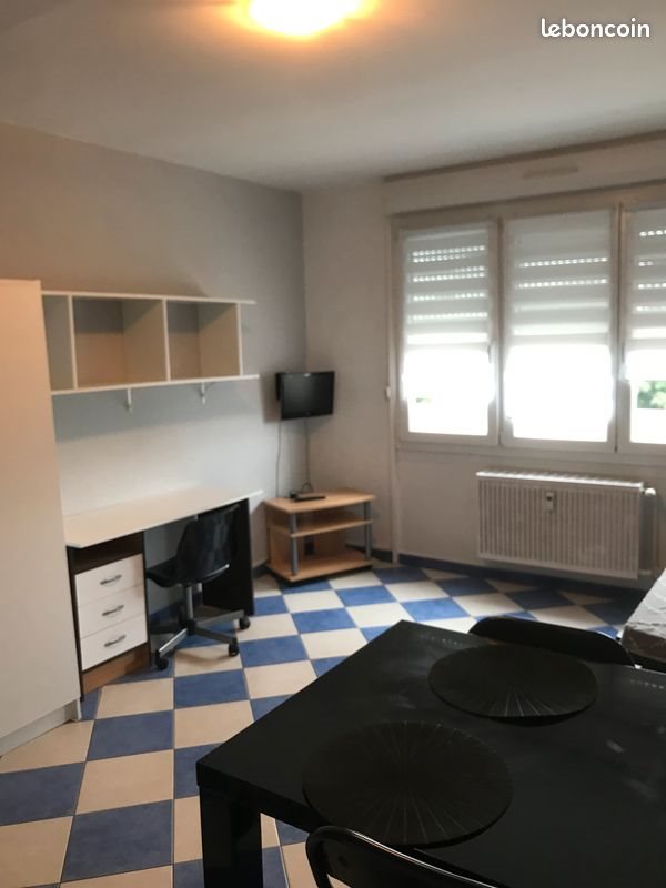 Appartement à louer, 27m², Metz