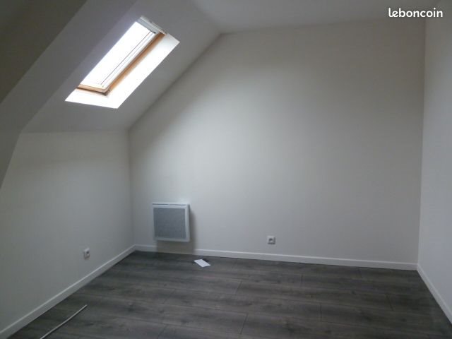 Appartement à louer, 57m², Saint-Caradec