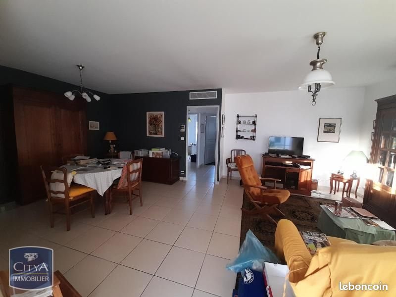 Appartement à louer, 70m², Nîmes