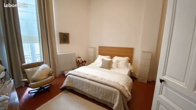 Appartement à louer, 122m², Nîmes