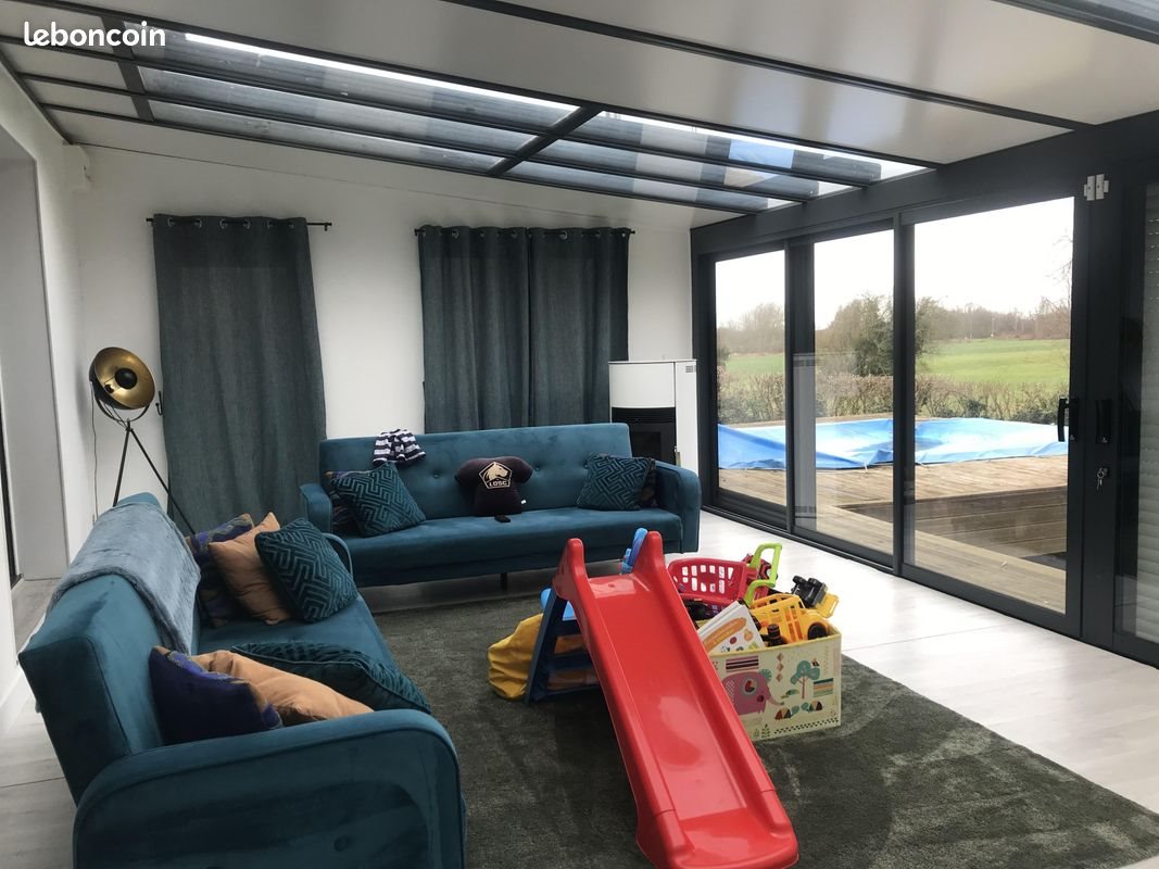 Maison à louer, 171m², Curgies