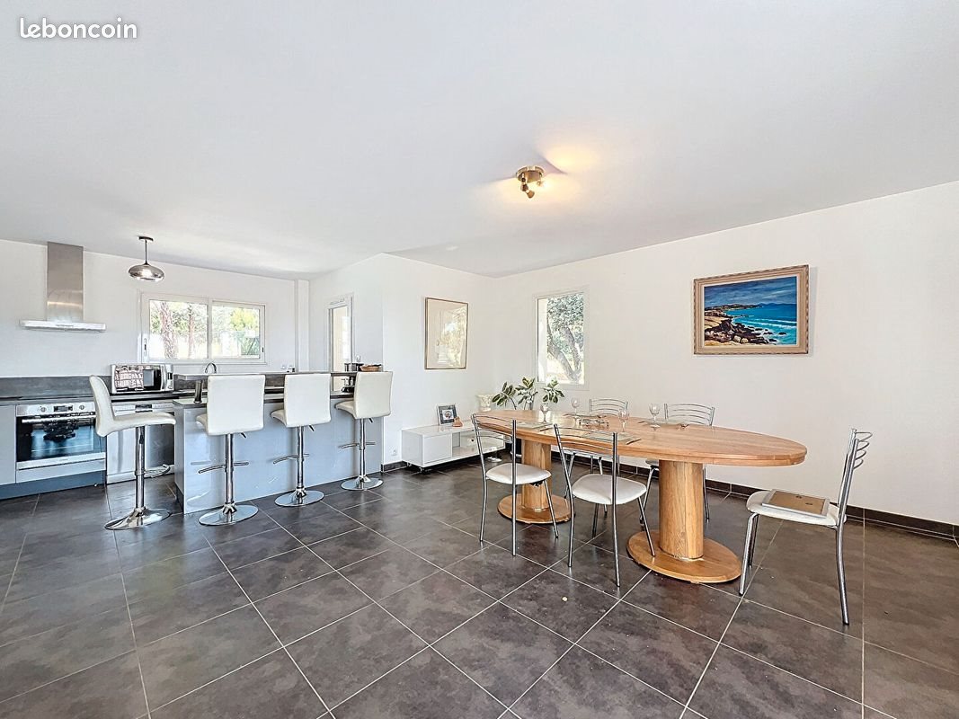 Appartement à louer, 100m², La Cadière-d'Azur