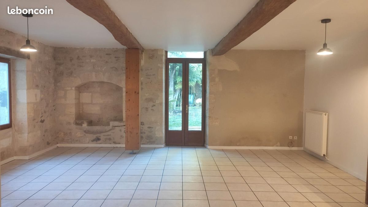 Appartement à louer, 68m², Plassac