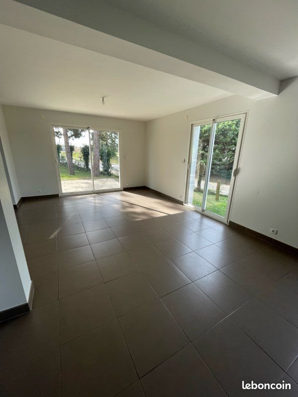 Maison à louer, 170m², Cairon