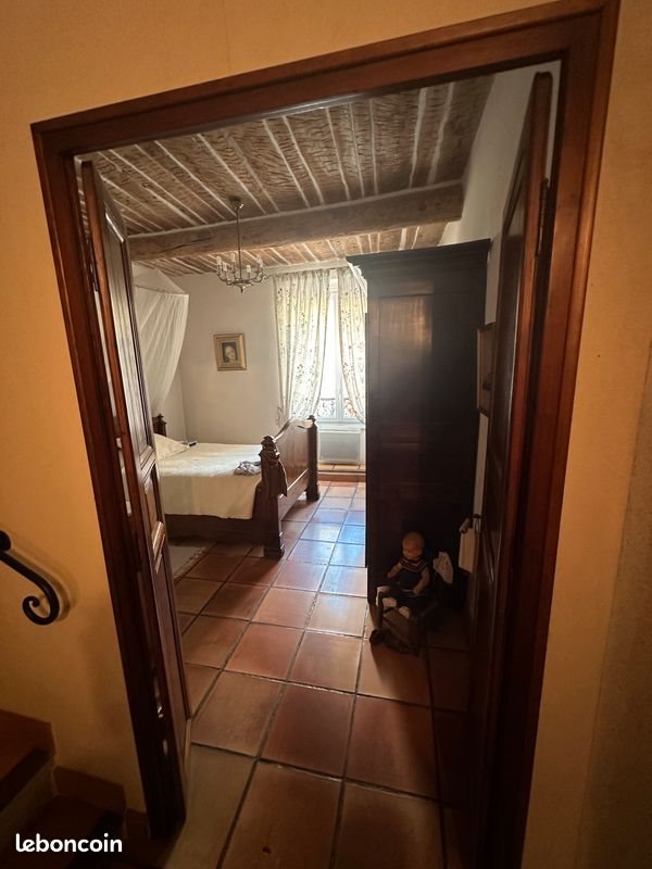 Maison à louer, 120m², Eyguières