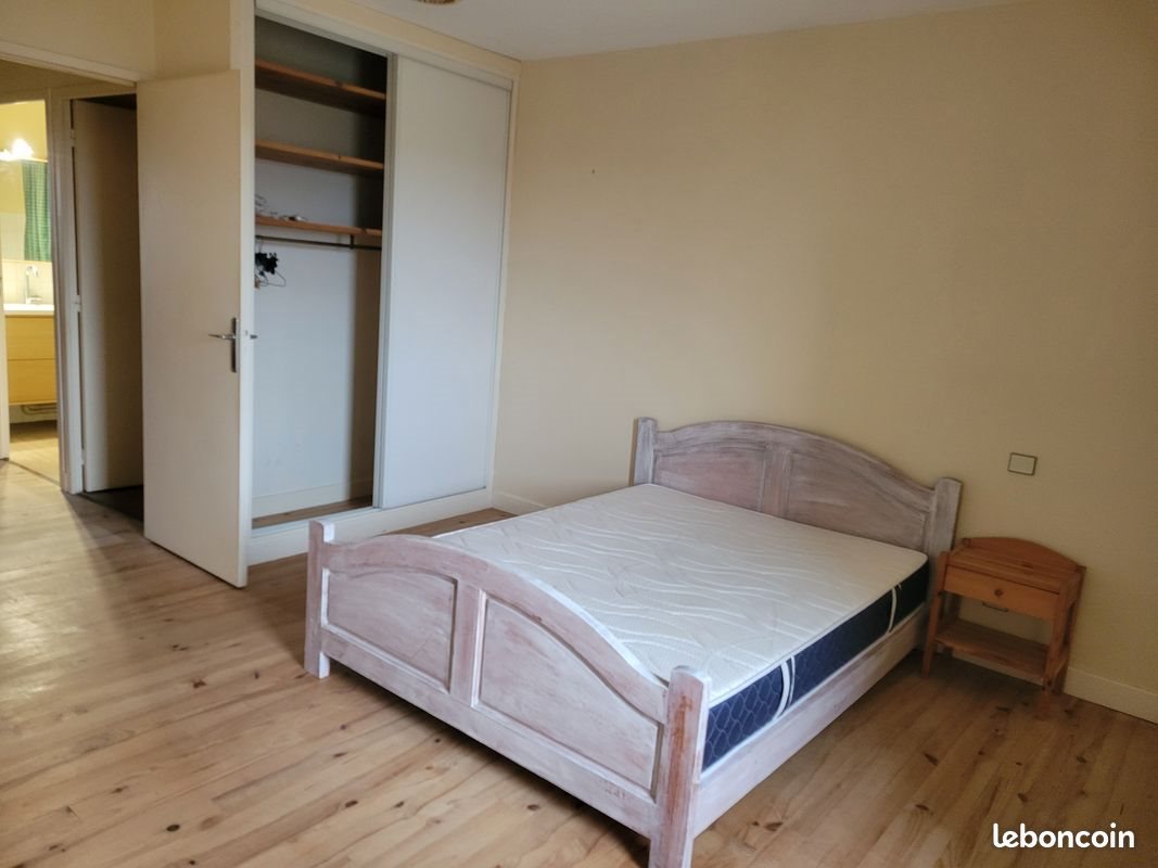 Maison à louer, 86m², Larroque-Engalin