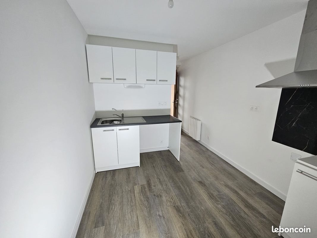 Appartement à louer, 70m², Meximieux