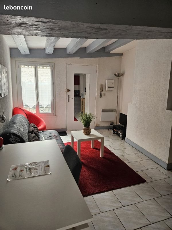 Appartement à louer, 28m², Orléans