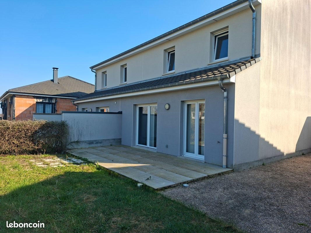 Maison à louer, 94m², Semécourt