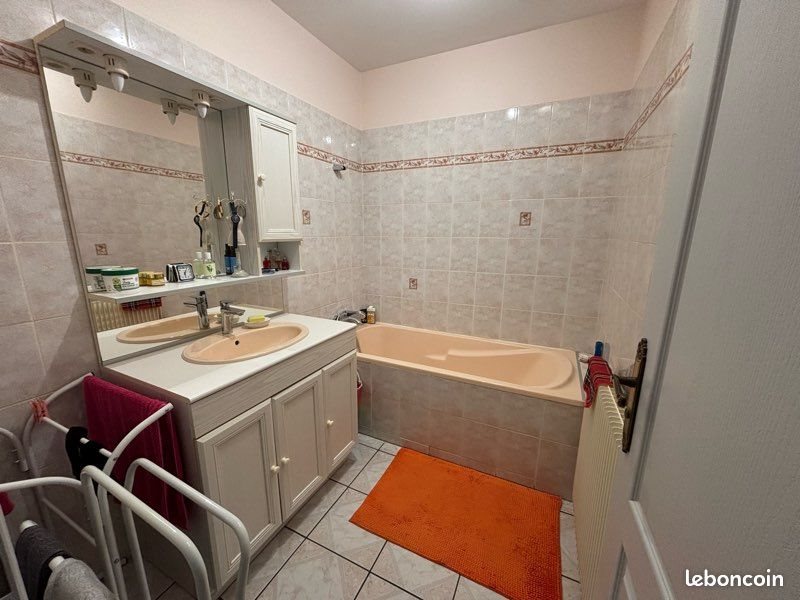 Appartement à louer, 69m², Montceau-les-Mines