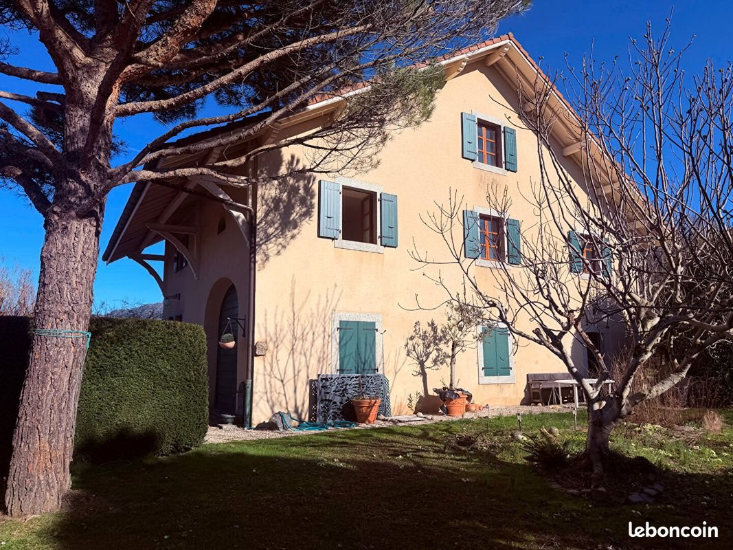 Maison à vendre, 217m², Fessy