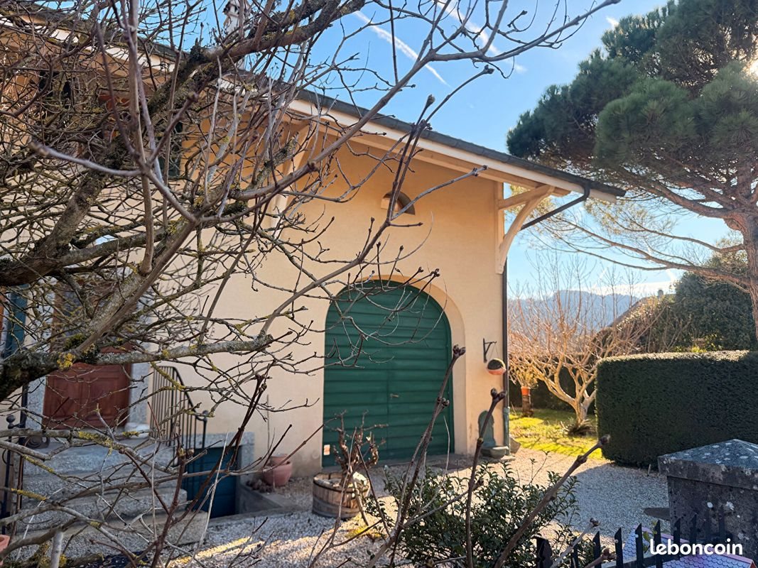 Maison à vendre, 217m², Fessy