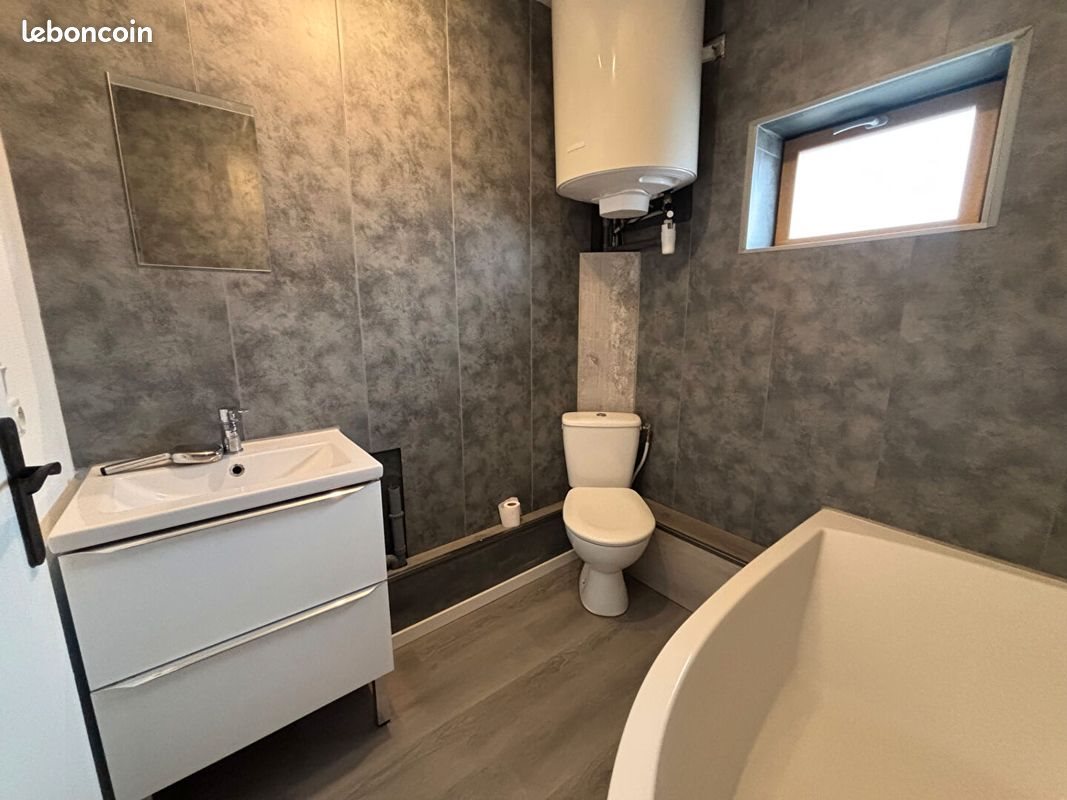 Appartement à louer, 24m², Montceau-les-Mines