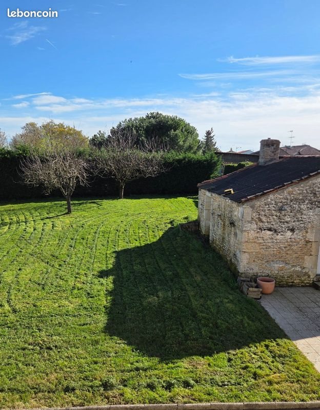 Maison à vendre, 144m², Sainte-Gemme-la-Plaine