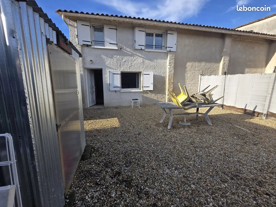 Maison à louer, 65m², Eyrans