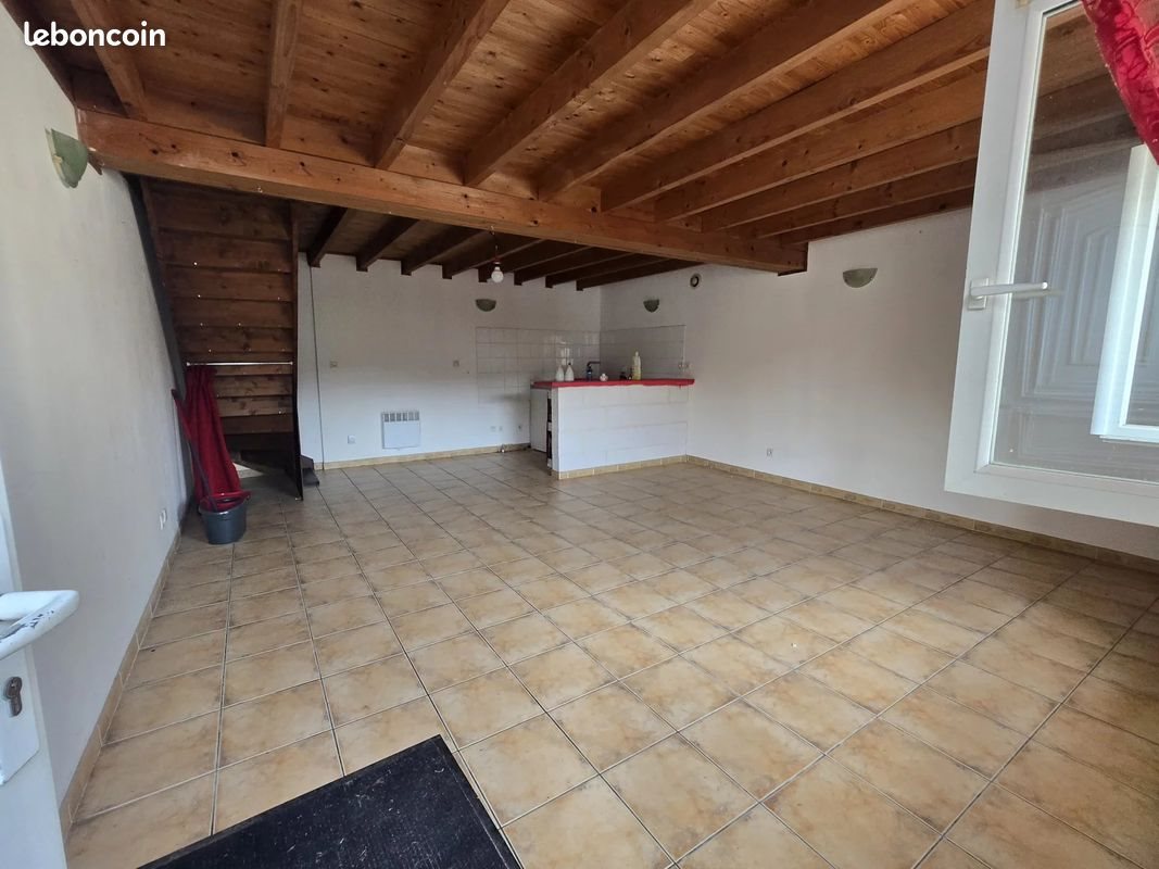 Maison à louer, 65m², Eyrans