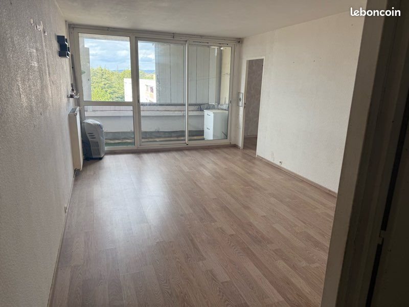 Appartement à louer, 75m², Apt