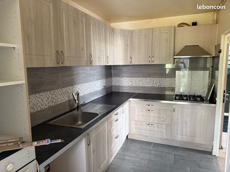 Appartement à louer, 75m², Apt