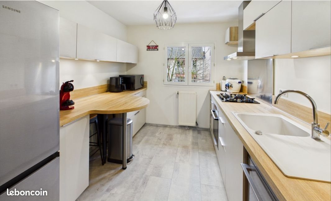 Appartement à louer, 84m², Saint-Alban-Leysse