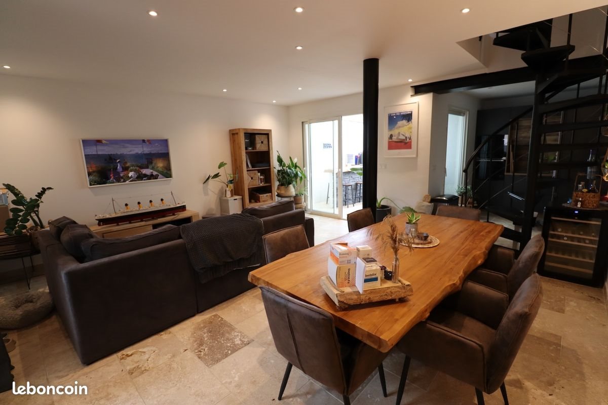 Maison à louer, 72m², Aigues-Mortes