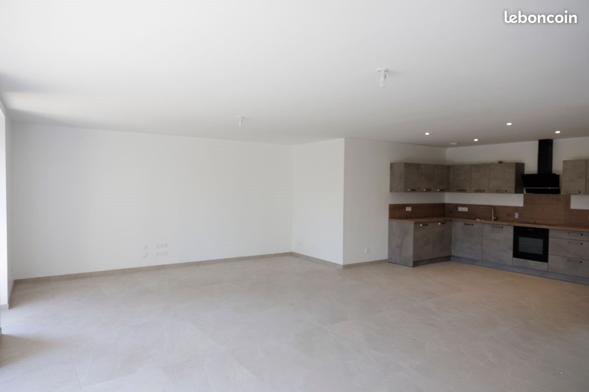 Appartement à louer, 115m², Fouligny