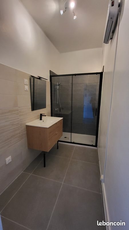 Appartement à louer, 48m², Nîmes