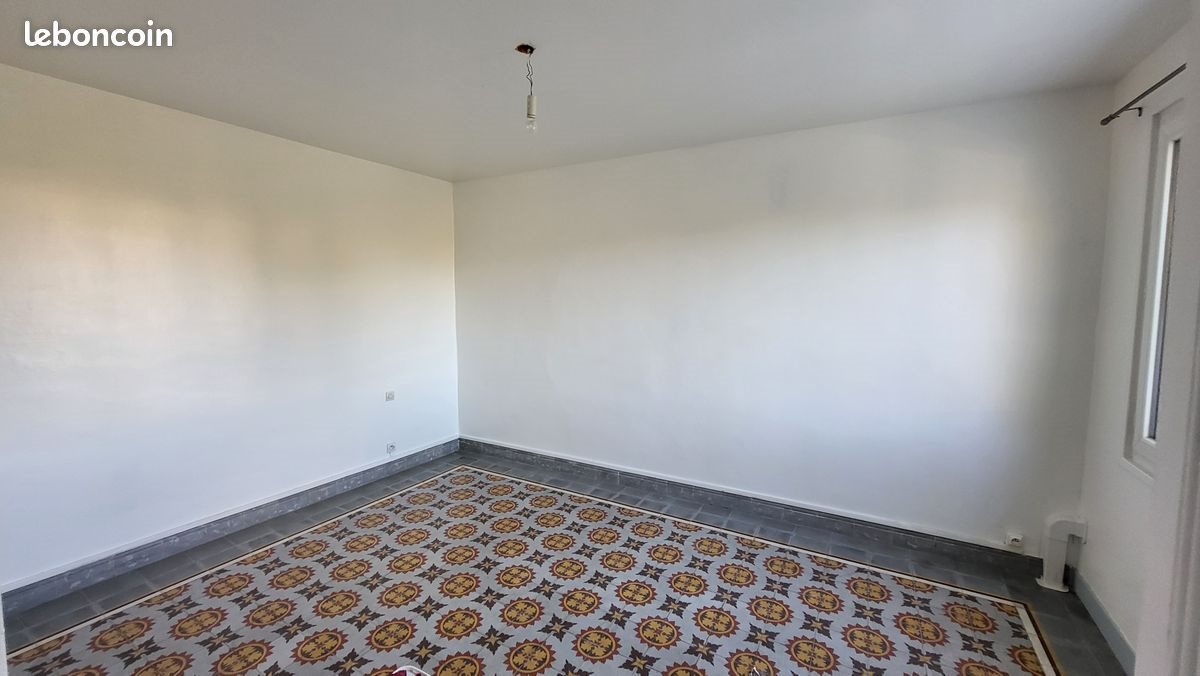 Appartement à louer, 48m², Nîmes