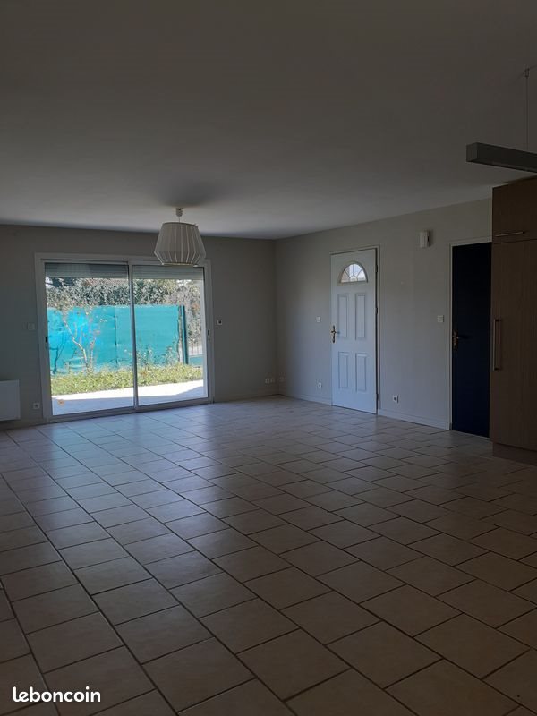 Maison à louer, 100m², Coussay-les-Bois