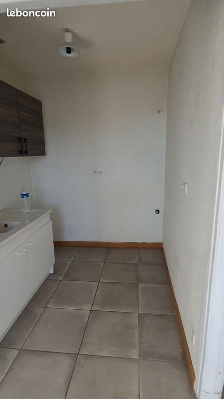 Appartement à louer, 45m², Serres