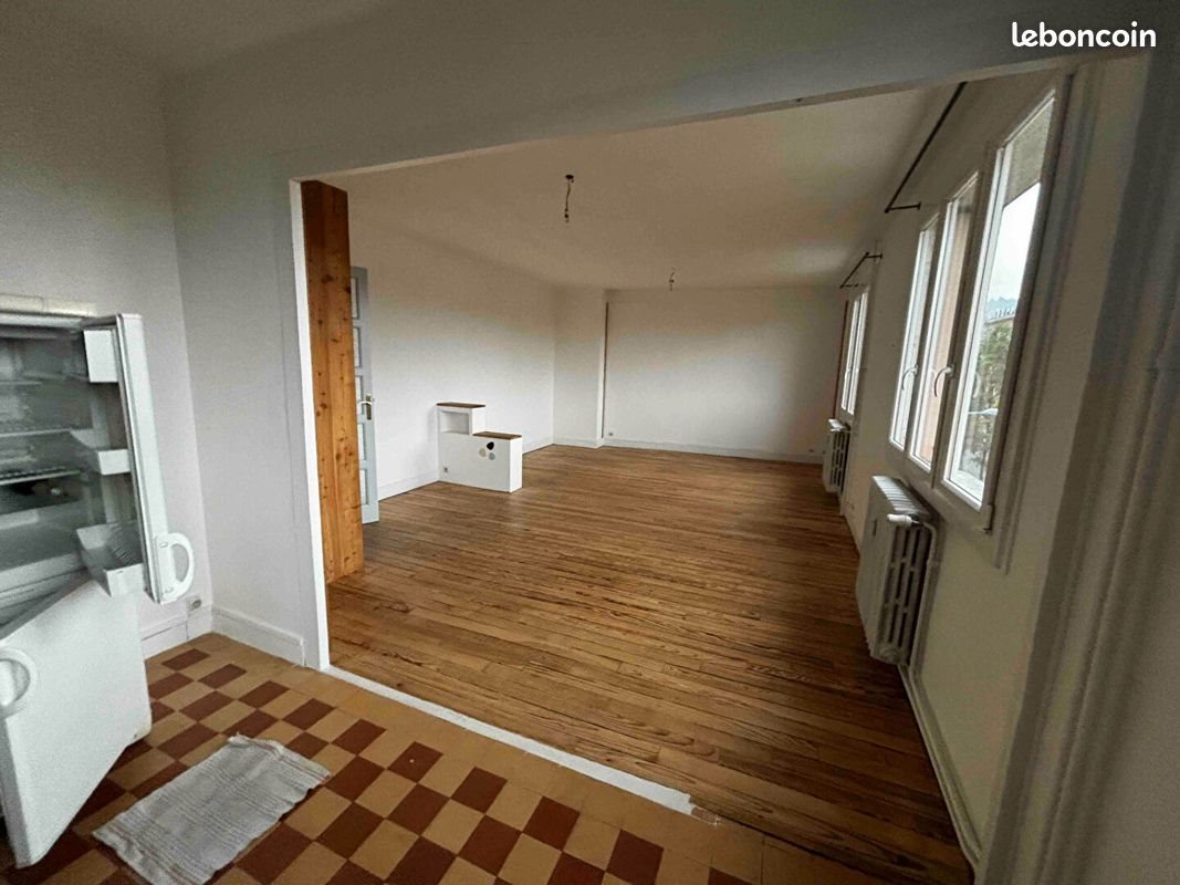 Appartement à louer, 90m², Saint-Etienne