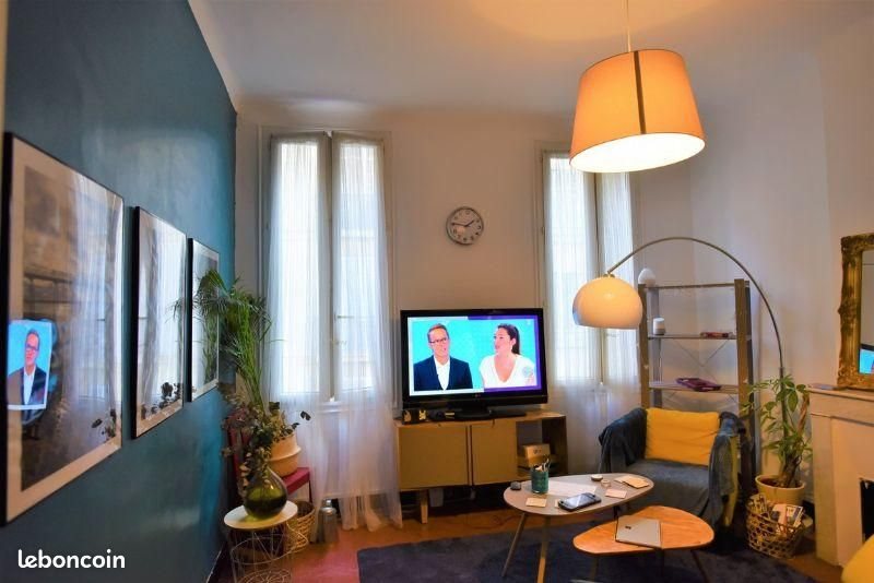 Appartement à louer, 64m², Marseille 5ème
