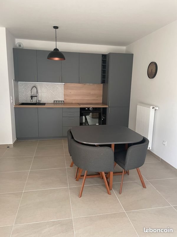 Appartement à louer, 40m², Ornex