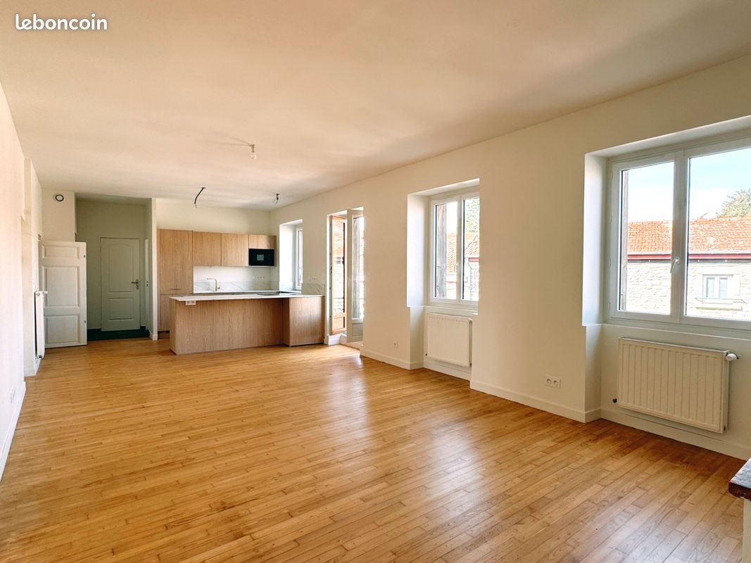 Appartement à louer, 75m², Soucieu-en-Jarrest