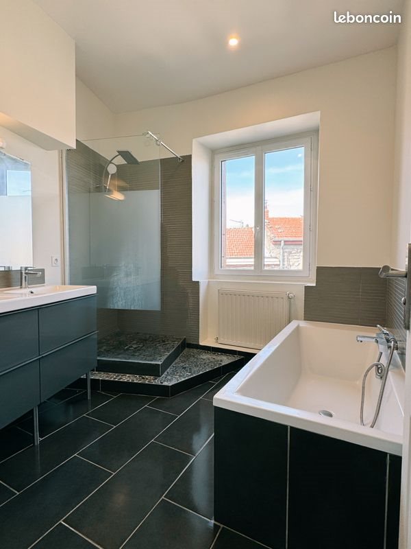 Appartement à louer, 75m², Soucieu-en-Jarrest