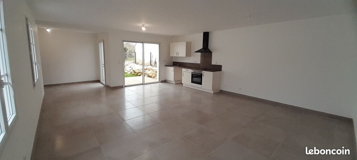 Maison à louer, 95m², Salles-sur-Mer