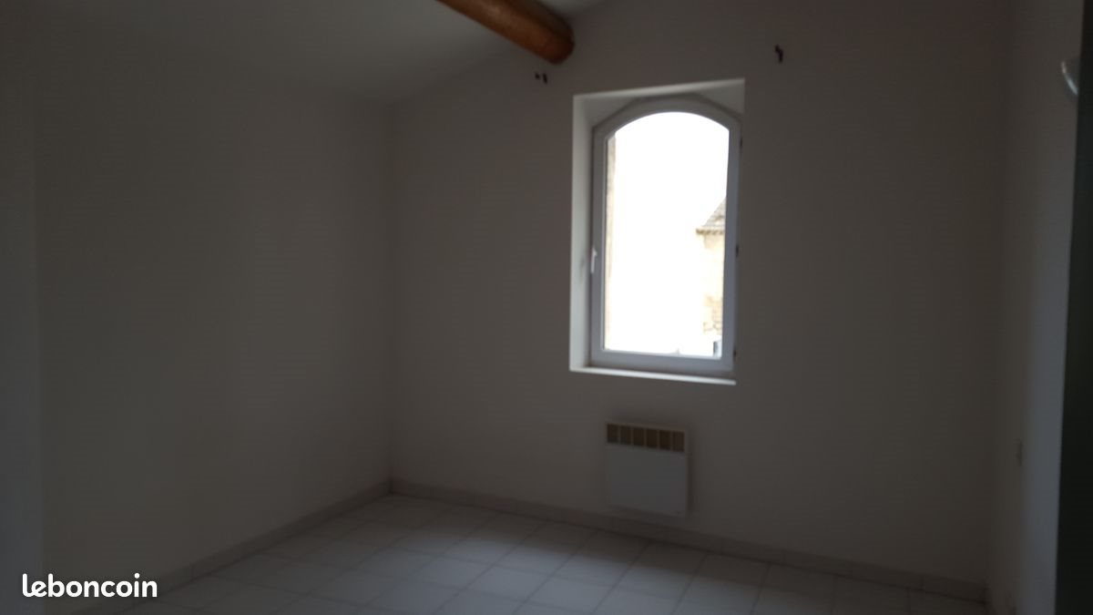 Appartement à louer, 40m², Alleins