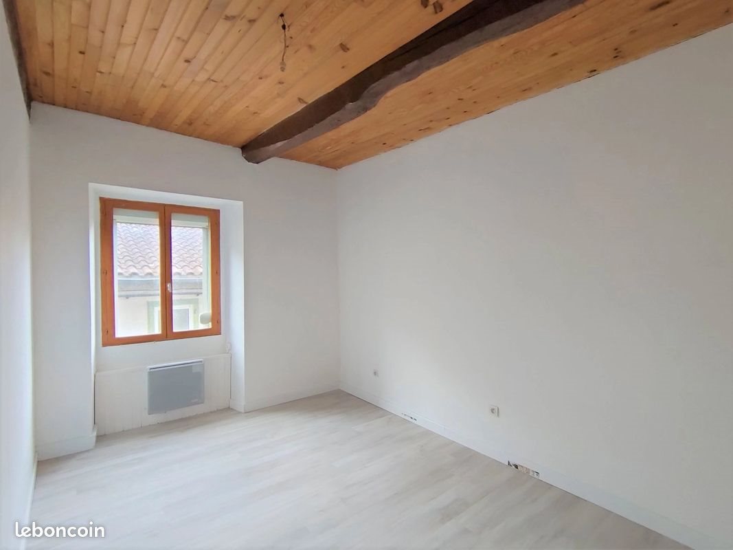 Appartement à louer, 56m², Réalmont