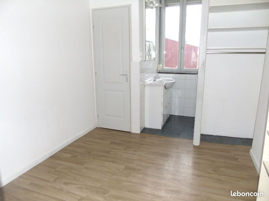 Appartement à louer, 28m², Anzin