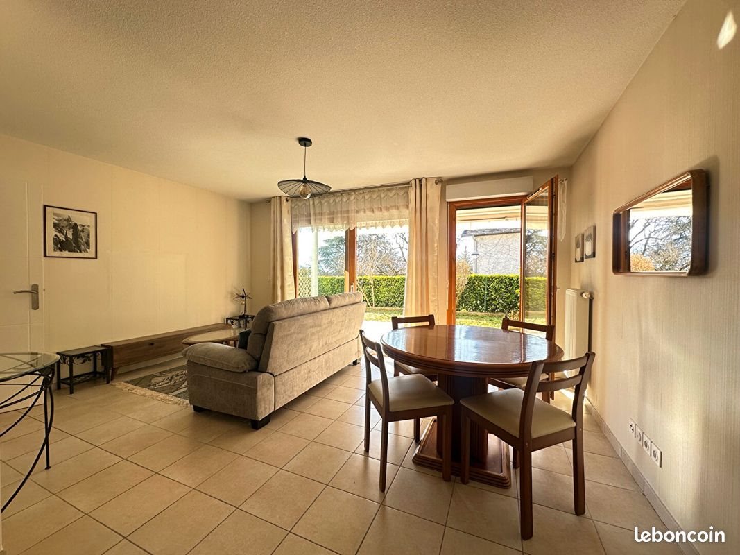 Appartement à louer, 68m², Saint-Jeoire-Prieuré