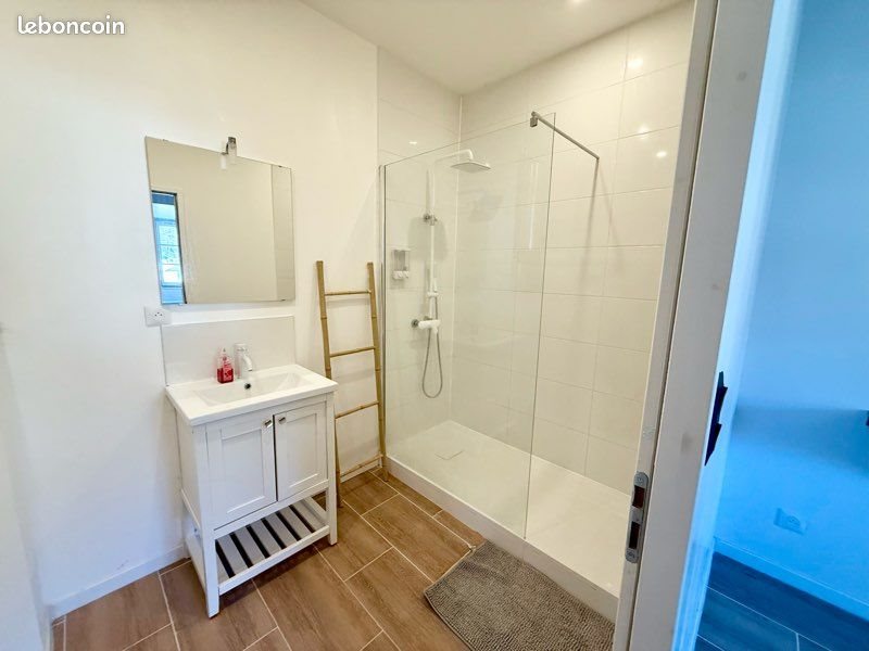 Appartement à louer, 35m², Châtel-Guyon