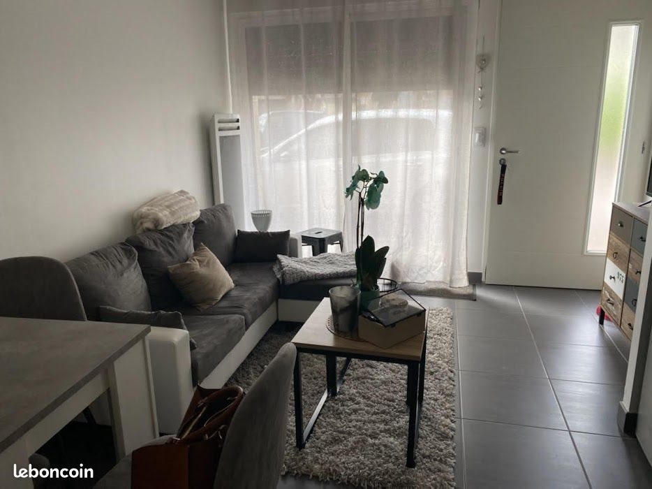 Appartement à louer, 35m², Prouzel