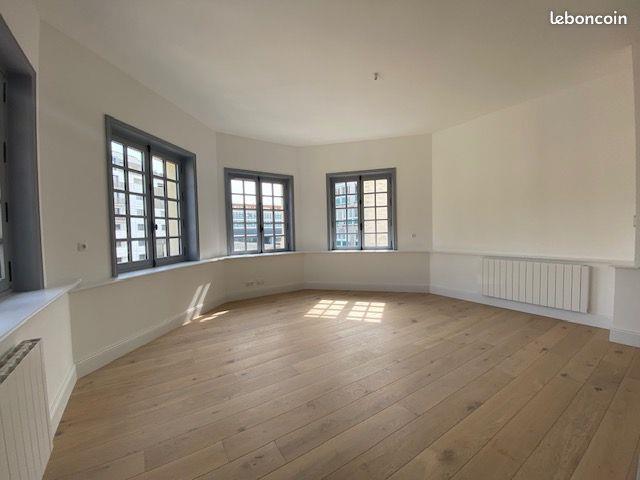 Appartement à louer, 59m², Lille