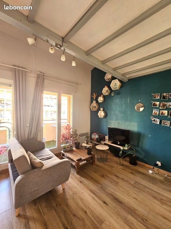 Appartement à louer, 24m², Vallauris