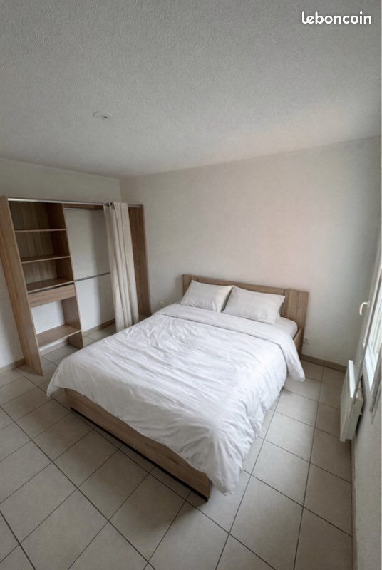 Appartement à louer, 45m², Castelginest