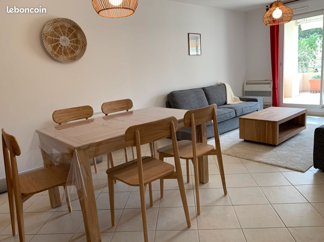 Appartement à louer, 67m², Lambesc