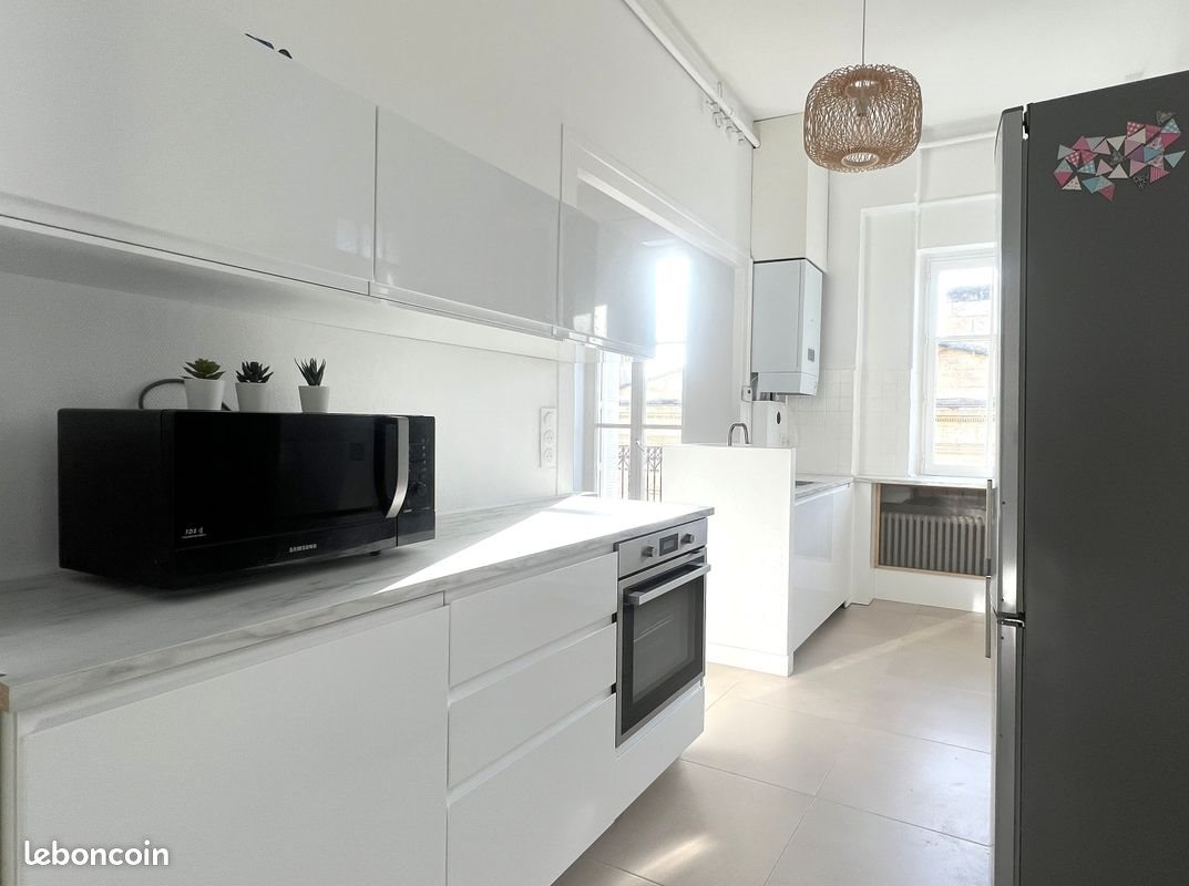 Appartement à louer, 60m², Bordeaux