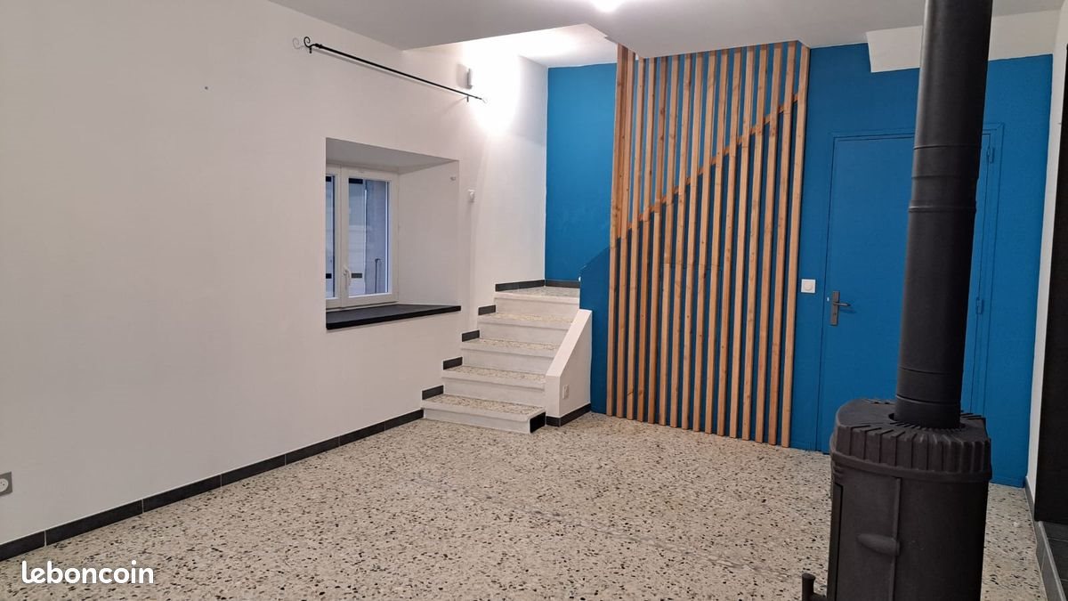 Maison à louer, 120m², Mialet