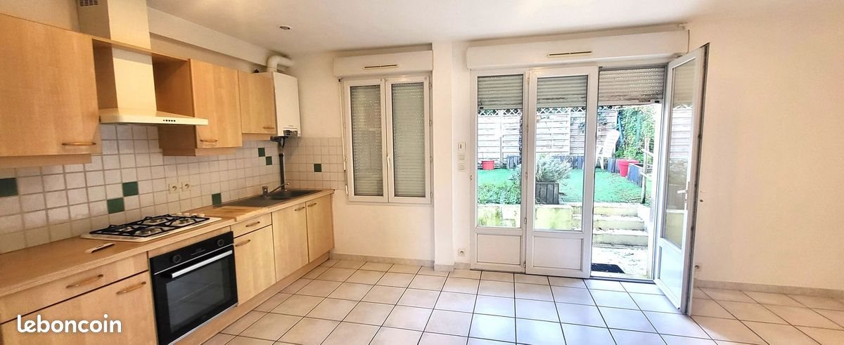 Appartement à louer, 40m², Castillon-la-Bataille