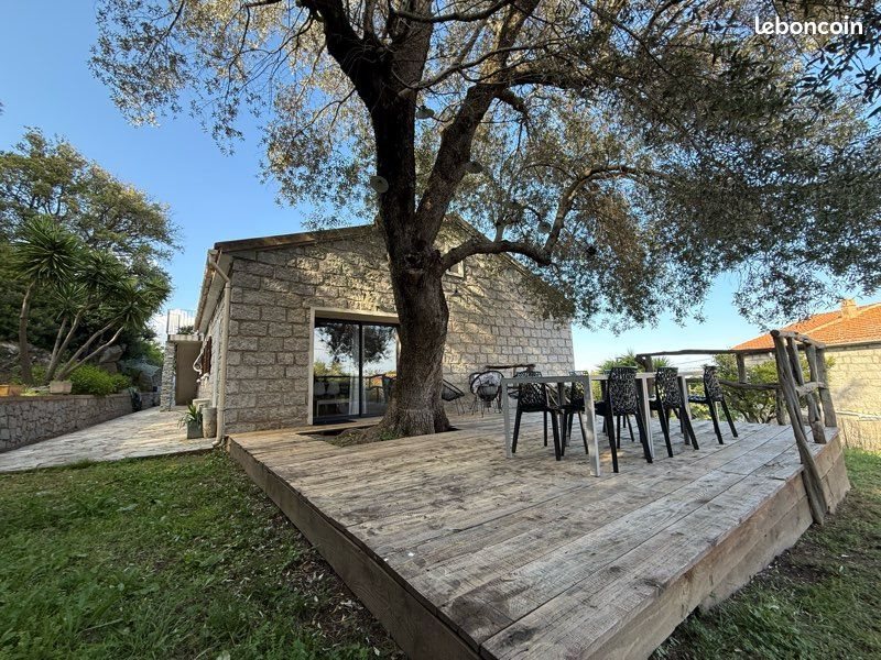 Appartement à louer, 110m², Porto-Vecchio